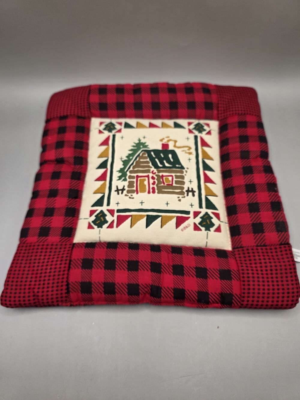 Vintage B&D Rustic Log Cabin Quilted Wall Hanging Mat Buffalo Plaid 13" Vtg